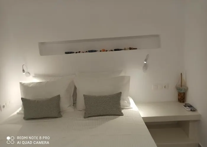 Kleri's 6 Apartment Tínos